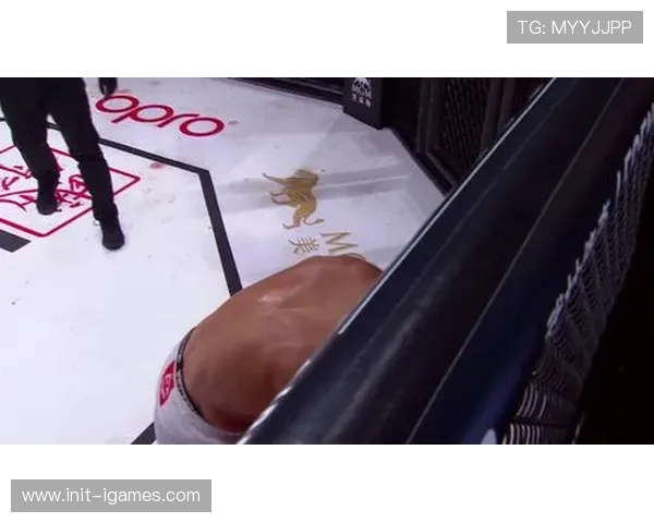 格斗选手益扎UFC上海赛后感念粉丝支持，恩波俱乐部三名选手全部获胜